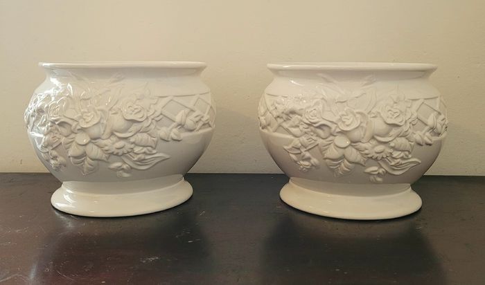Vintage pair of large ornate white jardinieres