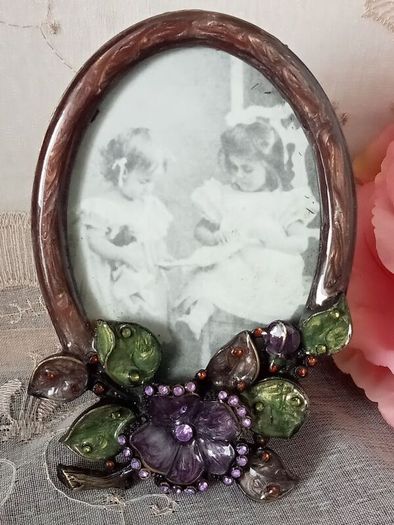 Small photo frame