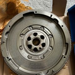 VAG Dual Mass Flywheel 05E105266B SACHS VW Audi Skoda 1.4 TSI Low Mileage