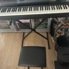 Roland FP-10 Keyboard