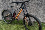 Kona Operator, Downhill Bike