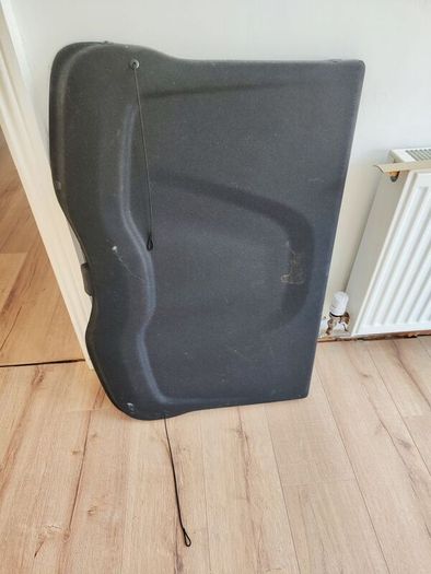 Volvo V40 parcel shelf