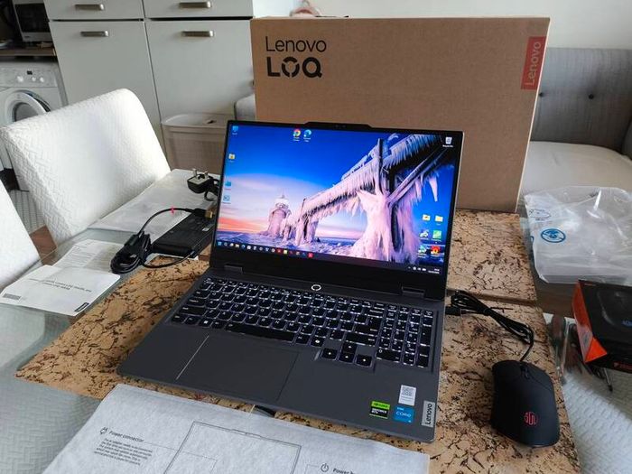 Gaming Laptop Lenovo Loq i5 12450hx 8/12 RTX4050 6gb 105w 16gb Ddr5 512GB Nvme 15.6" 144hz 1080p 300nits 100% sRGB Win11 Warranty Receipt