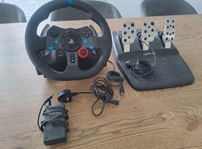 Logitech g29 steering wheel and pedals