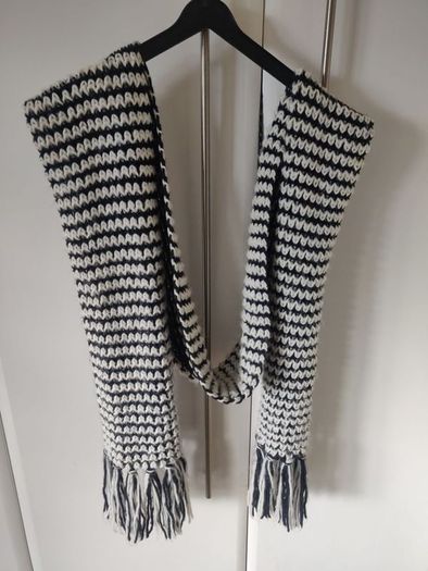 Dotti Black and White Scarf