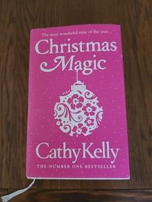 Book Christmas Magic by Cathy Kelly
