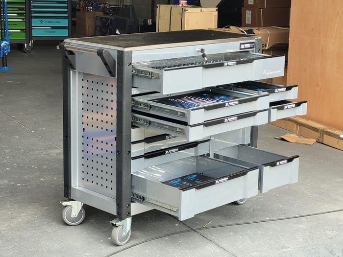 Manarola 12 Drawer Tool Box - Fully Loaded With Tools