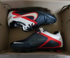 Football Boots Nike Ctr 360 Maestri II Red/White/Grey (2009) Size 7UK FG
