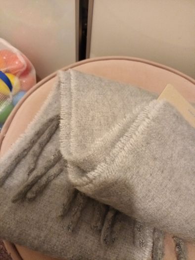 Grey cosy scarf
