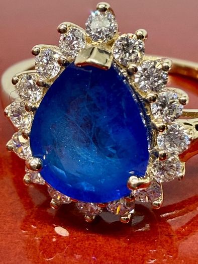 Diamond LUXURIANT Premium Vietnamese Cobalt Blue Spinel and Lab Grown Diamond Ring