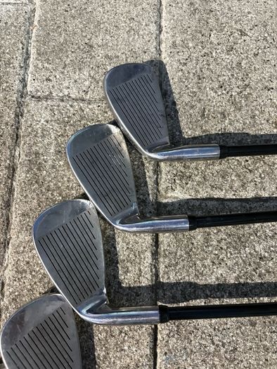 Dunlop MX2 golf irons set