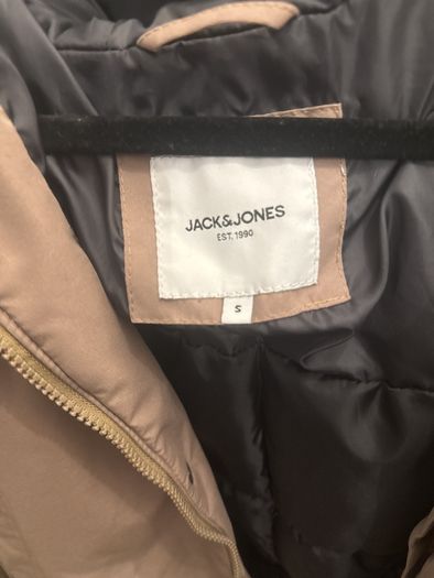 mans  jacket