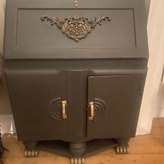 bureau / cabinet