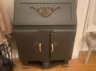 bureau / cabinet