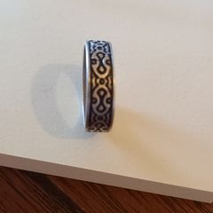 Mens ring (new) - bargain basement