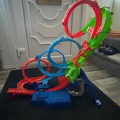 Hot wheels 4 loop crash out track