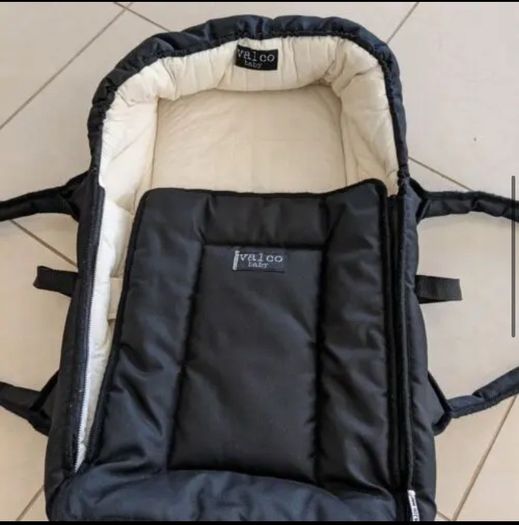 Baby carrier - VeeBee Walkabout Cocoon Valco Baby