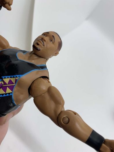 wwe elite series 52 D'Lo Brown action figure