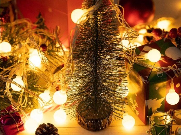 Globe String Lights Plug in, 10m 100 LED Warm White Christmas Lights Mains Powered, 8 Modes Fairy String Lights for Christmas Tree Decorations, Bedroom, Party, Gazebo, Garden (FREE POSTAGE)