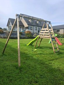 Swing set