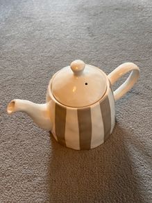 tea kettle