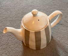 tea kettle