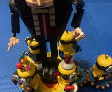 LEGO Minions Brick-Built Gru and Minions 75582