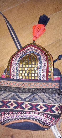 Accessorize small bucket bag