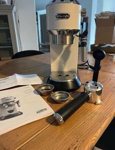 De'Longhi espresso machine