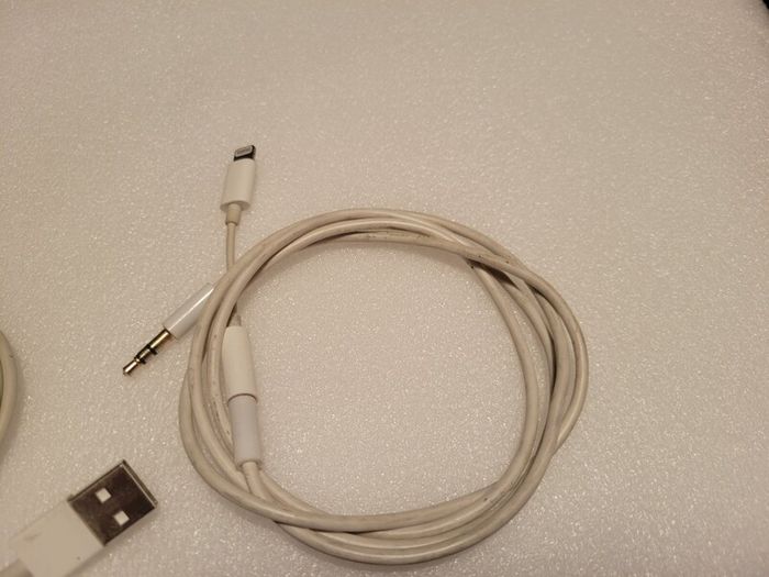 IPhone cables