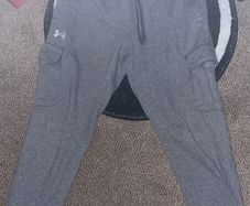 Under Armour Rival Fleece Cargo Bottoms Small Smokey Grey