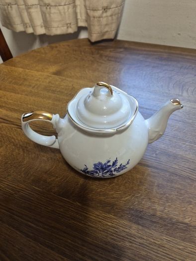 Vintage Arthur Wood & Son Blue & White Tea Pot Made in Staffordshire, England