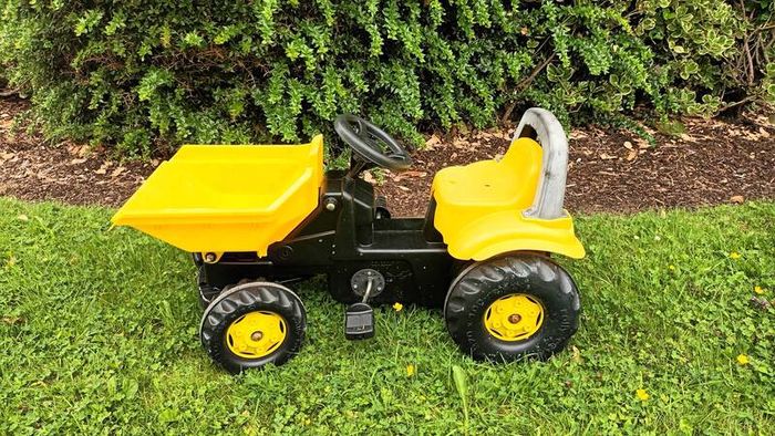 Kids Pedal Tractor Dumper