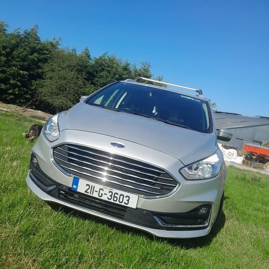 Ford Galaxy (Titanium)