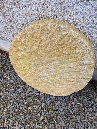 Mill stones