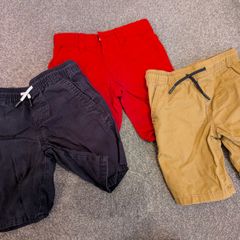 Boys shorts size 2-3