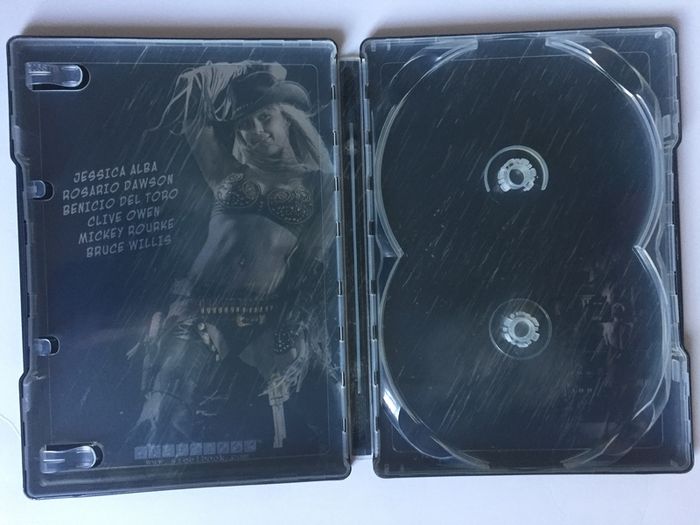 Sin City (Robert Rodriguez & Frank Miller) [2005] Jessica Alba, Clive Owen, Mickey Rourke, Bruce Willis & Elijah Wood [Movie 2xDVD STEELBOOK]