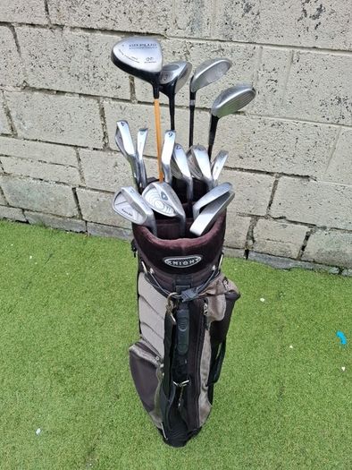 Golf Clubs Compleat Set