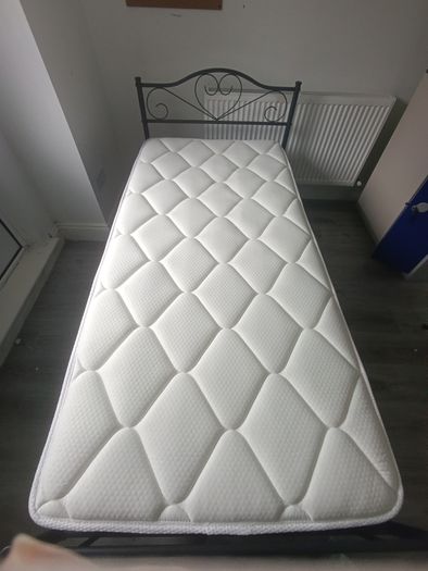 metal bed frame