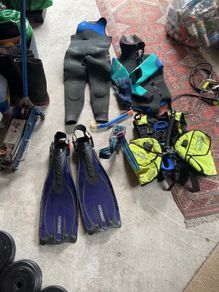 scuba diving gear