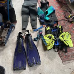 scuba diving gear