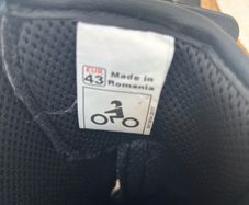 Motor boots