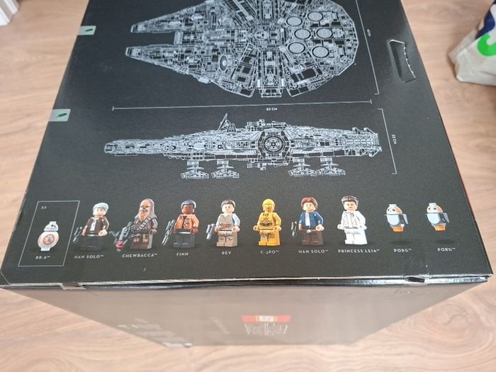 Lego Millenium Falcon 7592