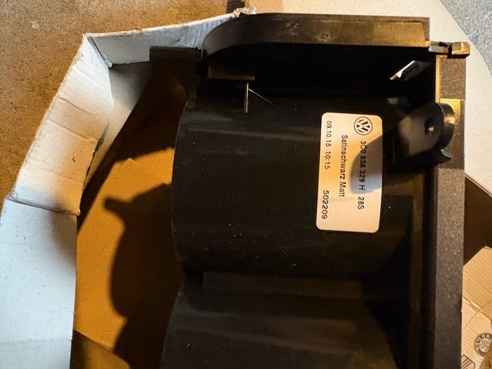 vw cc cup holder