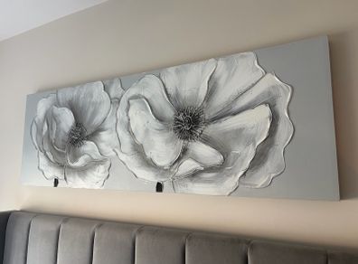 Large 3D grey flower canvas picture