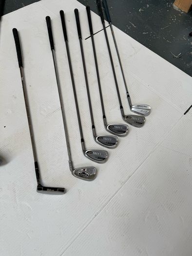 set golf clubs
