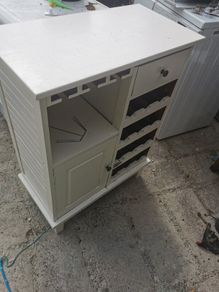 Kitchen cabinet