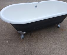 Cast iron bath