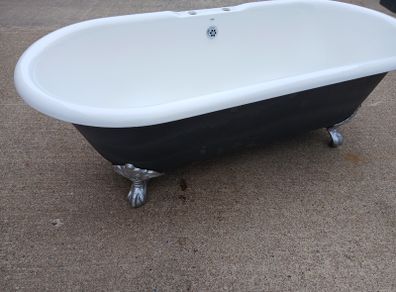 Cast iron bath