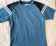 CP Fola T shirt size 11-12